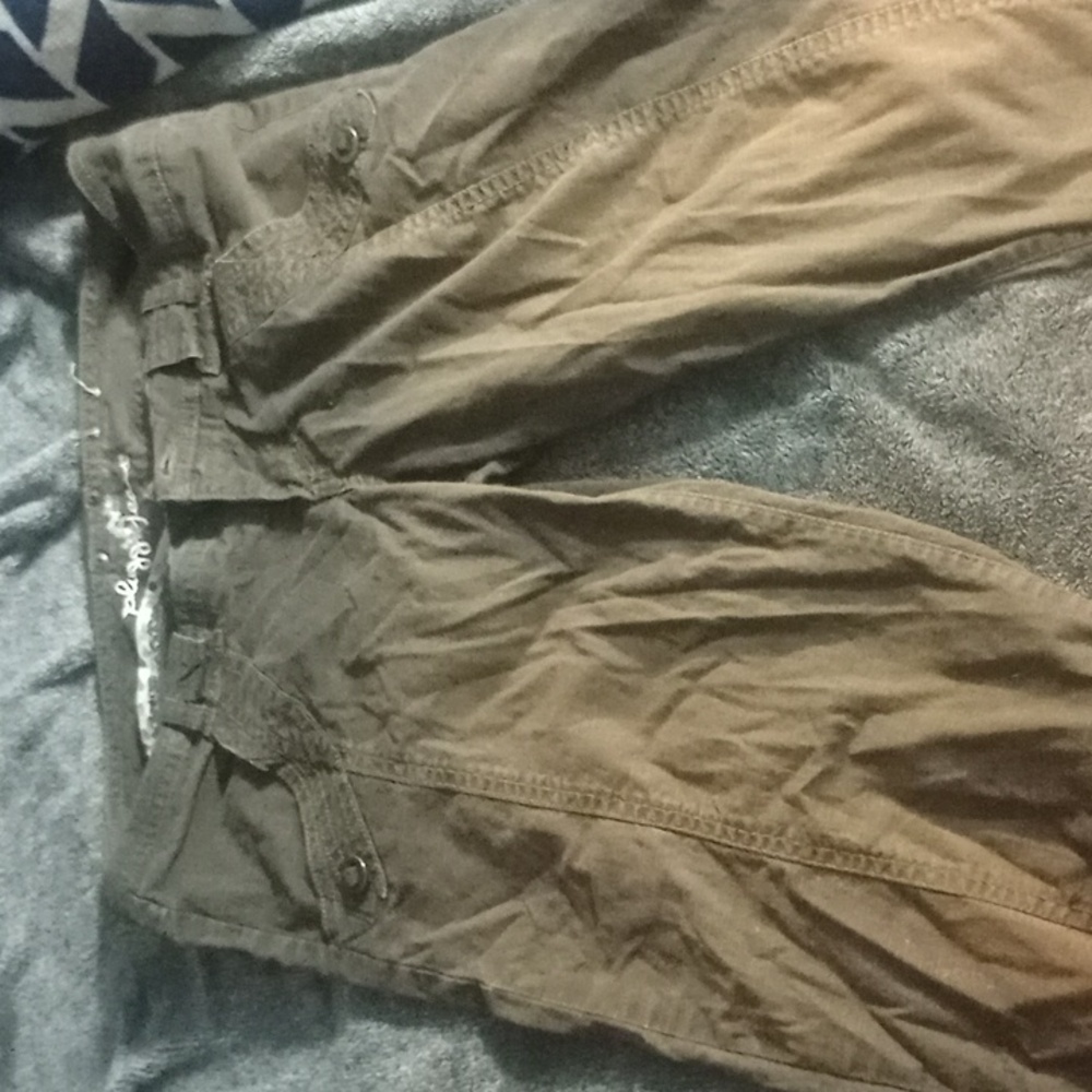 Women's size 5 brown plugg capris